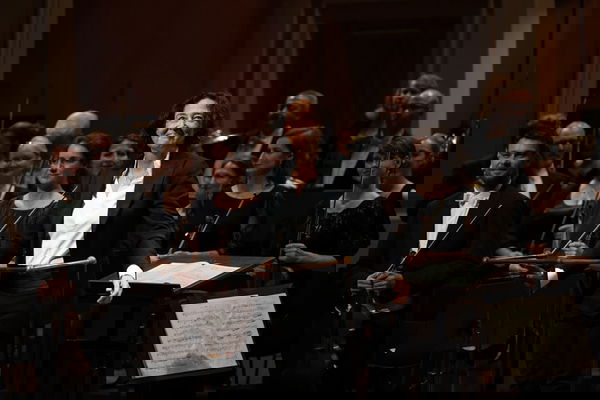Stutzmann: Špičkový orchestr převede každý milimetr mého gesta do hudební podoby